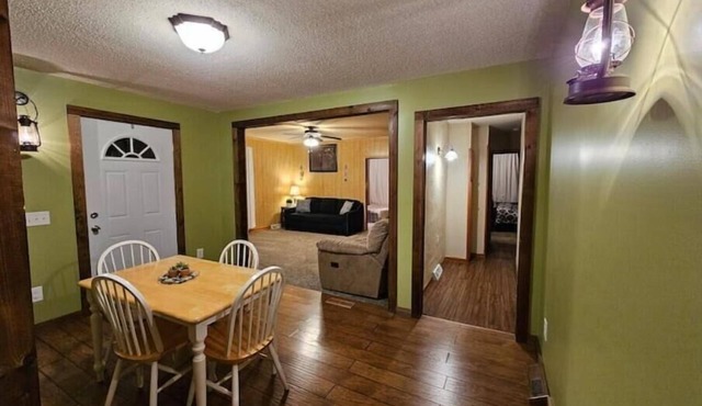 Country Retreat in a Cozy Little Town