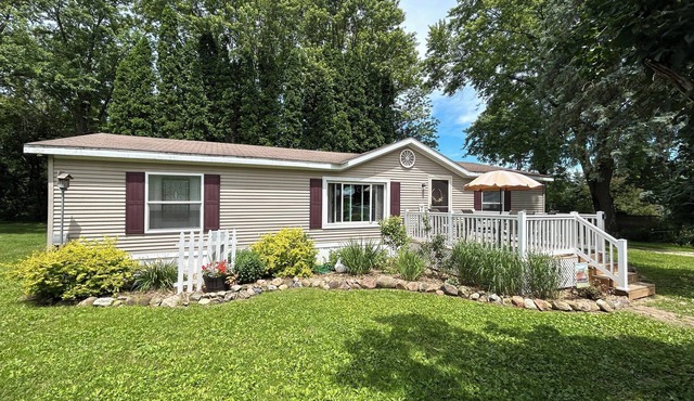 Country retreat on a family dairy goat farm.