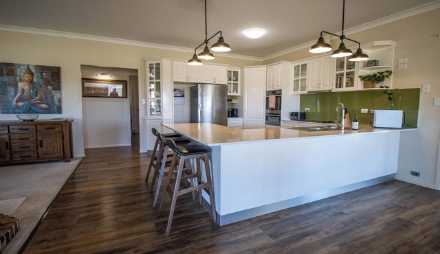 Country Retreat, private, pet friendly only 5 minutes from Stanthorpe.