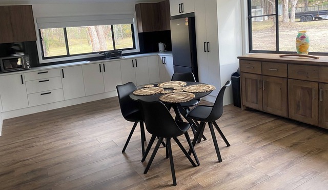 Country Retreat with beautiful views in the heart of the Hunter Valley