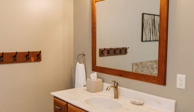 Country Roads Suite: Luxury Suite in Amish Country, Ohio