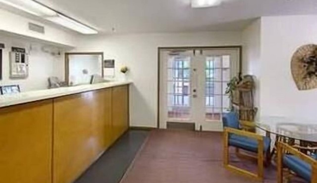 Country Side Inn