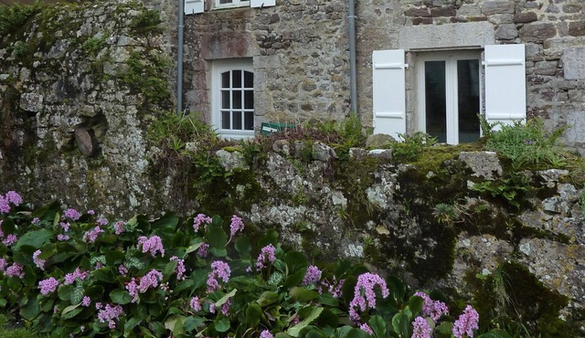 Country stone house near the harbor of Regnéville sur mer
