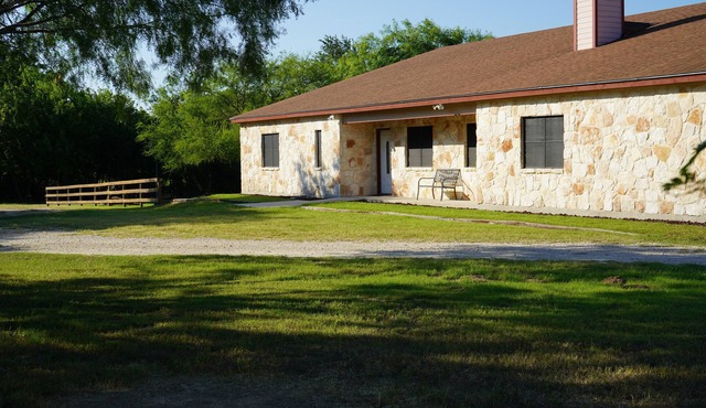 Country-style Oasis! The perfect family get-away. VIEW OUR VIDEO!