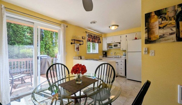 Country View Cottage #2: Unwined