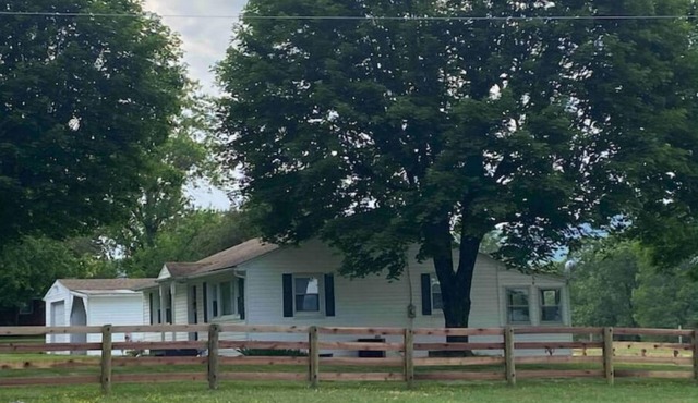 Country View Cottage-Near Massanutten, Skyline drive,&JMU.A home away from home!