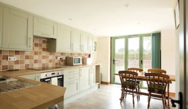 Country Views peaceful location in superb setting close to the Norfolk Broads