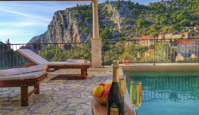 Country Villa Hvar Hill with Pool
