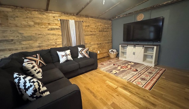 CountryComfortRetreat!!! 2-bedroom mobile home with AC in Birch Tree