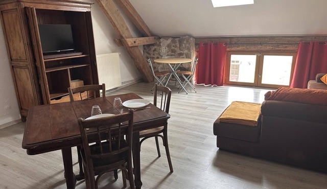 Countryside Cottage with Wifi and Pets Allowed