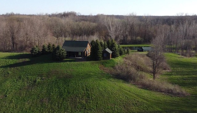 Countryside Cabin on 40 Private Acres Along Johnson Creek