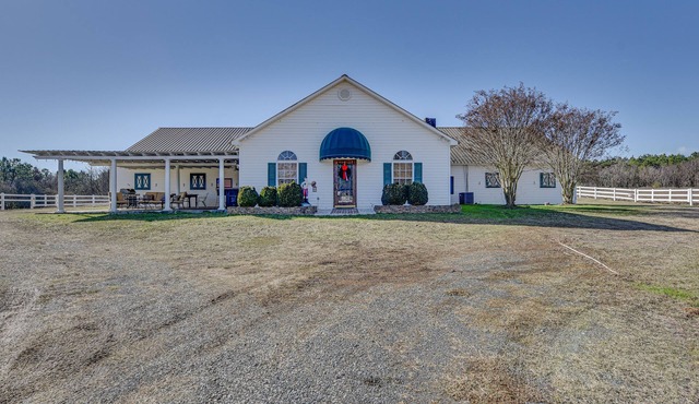 Countryside Cabin Rental ~ 10 Mi to Wadesboro!
