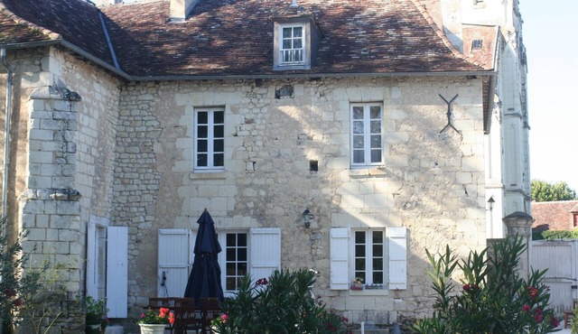 Countryside - Calm - Castles - swimming pool - golf