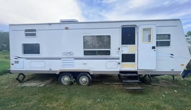 Countryside Camper between Capac & Imlay City!