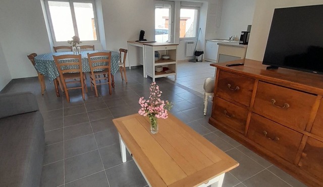 Countryside close to shops 2 bedrooms 2 bathrooms