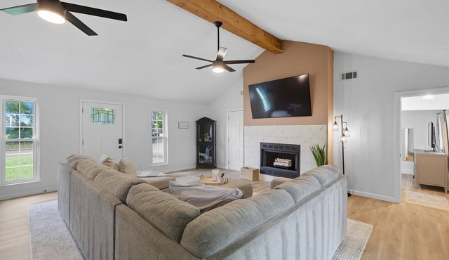 Countryside Cottage Getaway | 3BD/3BA w Patio+BBQ