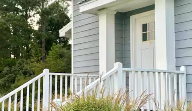 Countryside Cottage in Moultrie!