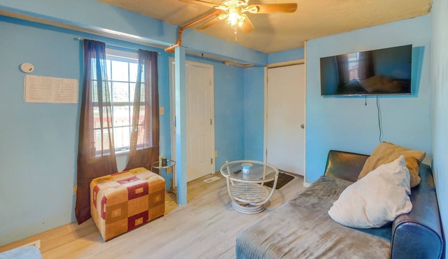 Countryside Escape, 8 Mi to FVSU & Main Street!