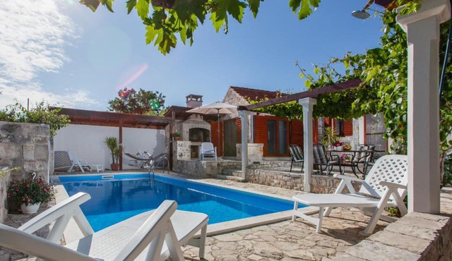 Countryside Family Villa with Private Pool