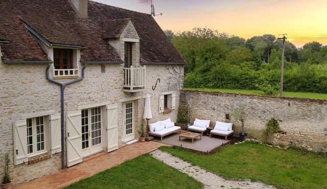 Countryside Farmhouse Fontainebleau Spa &Golf, Private and Peaceful