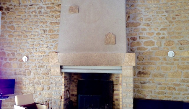 Countryside cleanliness 5 minutes by car from the beach.