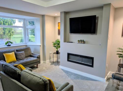 Countryside Gem, 3BR, parking, nr JCB Alton Towers