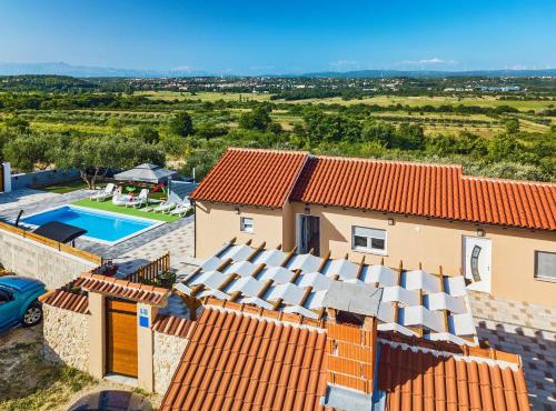 Countryside holiday home - pool - big terrace
