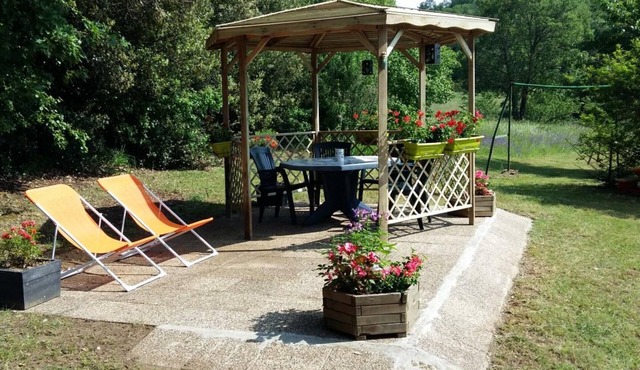 Countryside house near Dordogne with large garden and fireplace