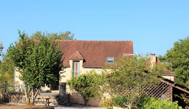 Countryside house with wifi near Thenon, 3 bedrooms