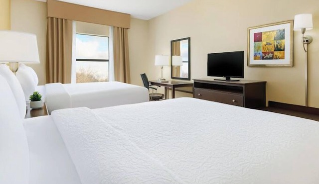 Countryside Inn and Suites