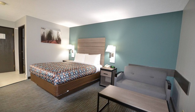 Countryside Inn & Suites