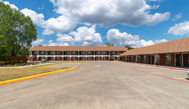 Countryside Inn