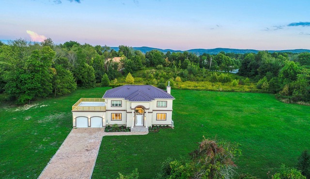 Countryside Lifestyle with the Comforts of Luxury