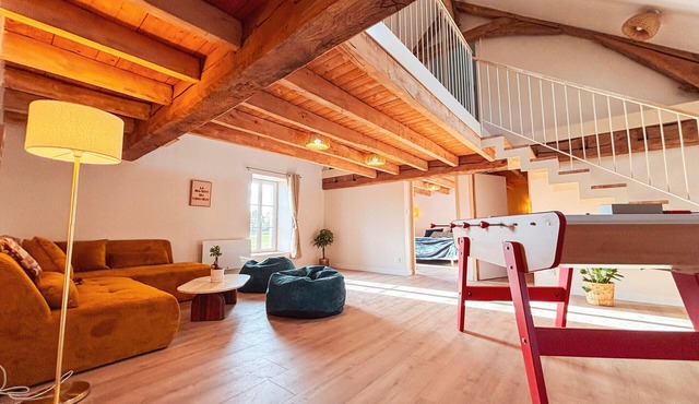 Countryside lodge with pets allowed in Chassignolles