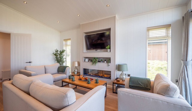 Countryside Lodge Retreat on Golf Course