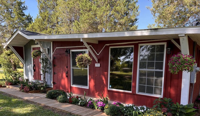 Countryside Retreat with Unique History