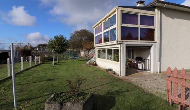 Countryside Retreat: Charming Cottage Near Salers with Garden, Wi-Fi, and Pet-Friendly