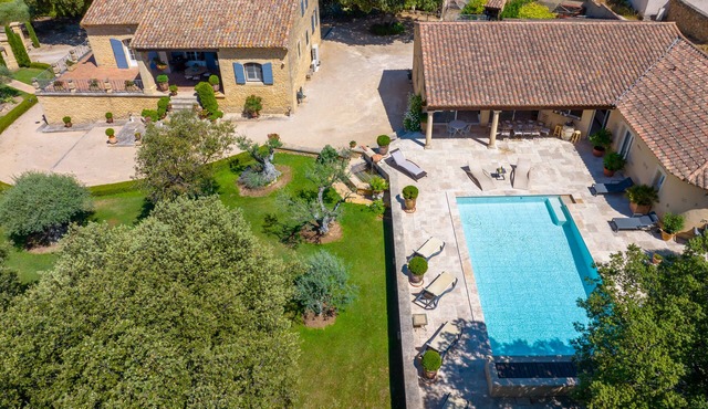 Countryside stone house from the Gard, 11482sqf of land, private pool, quiet