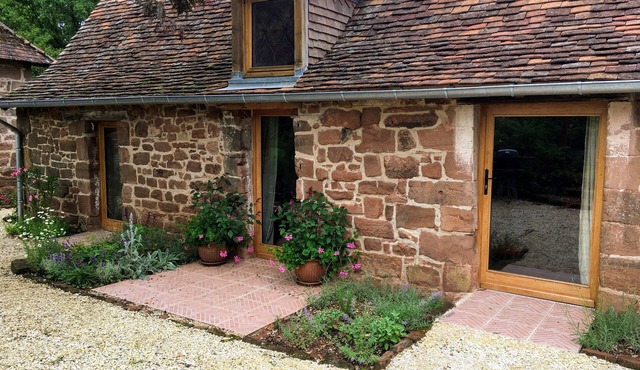 Countryside tiny house near Chateau de Hautefort