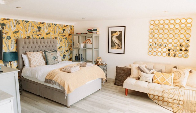 Countryside view-Private Bathroom - Cherry Villa