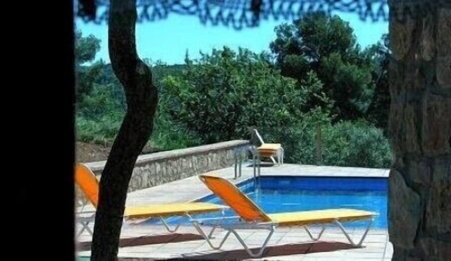 Countryside Villa in Beautiful Nature - Pool, BBQ, Outdoor Kitchen, Mountains