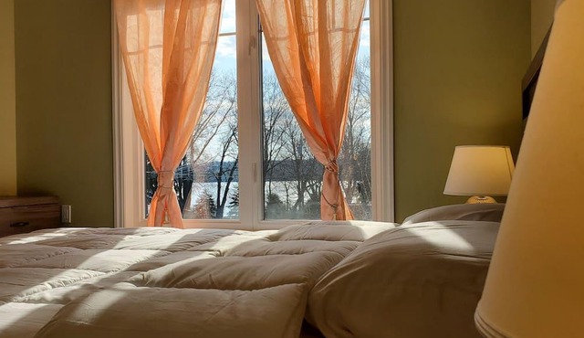 County Greenside Lakeview Resort