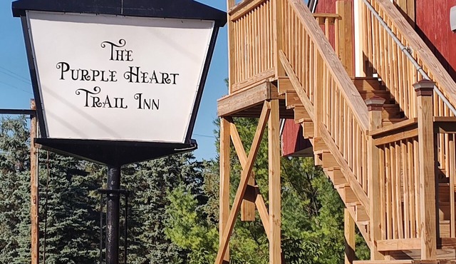 COUPLE - on Hersey River, trails, close to golfing, parks and horseback riding