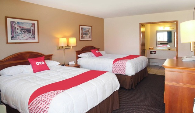 Couple’s Escape – Cozy Room Near Guymon Attractions!