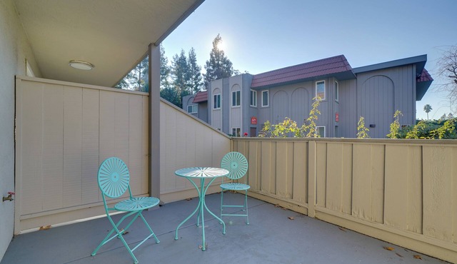 Couple's Retreat 2 Mi to Dtwn Pleasanton!