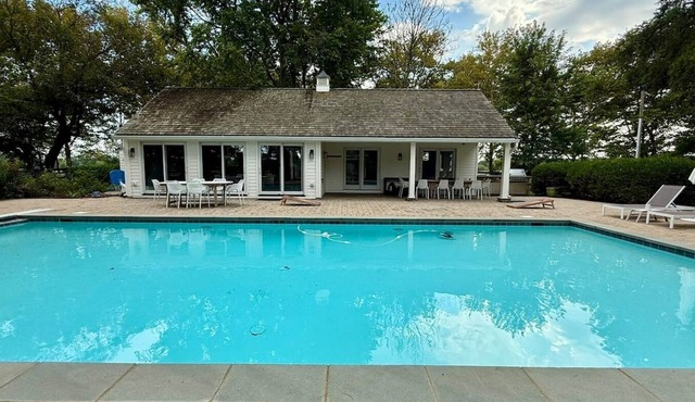 Couple's Retreat|Home Theater|Game Room|Wineries