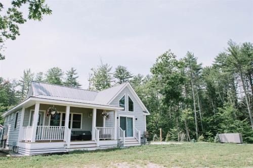 COUPLES COTTAGE LIMIT 4 cottage