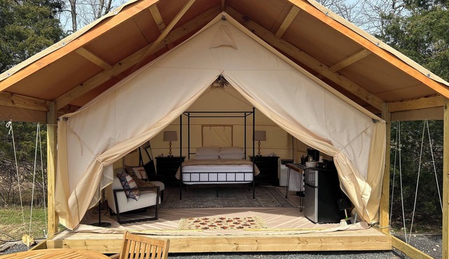 Couples Glamping Tent Near the Buffalo River
