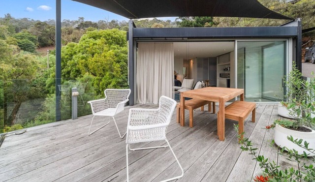 Couples Hillside Retreat