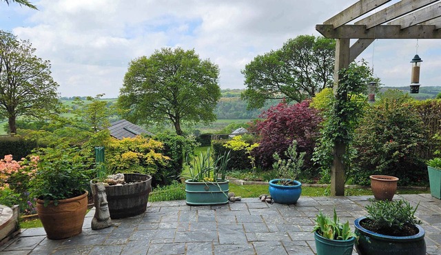 Couples retreat on Dartmoor with stunning views